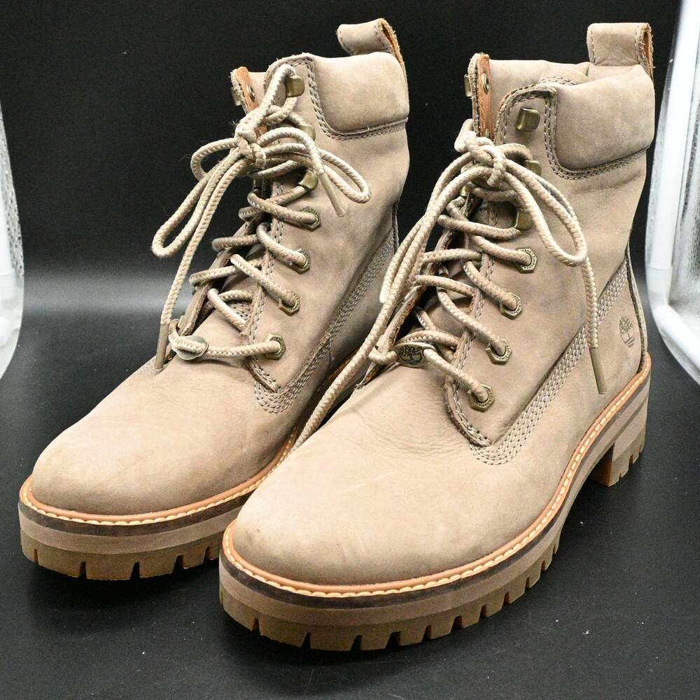 Timberland Courmayeur Valley 6 Inch Boots Womens Size 8 Taupe Gray Nubuck Lug